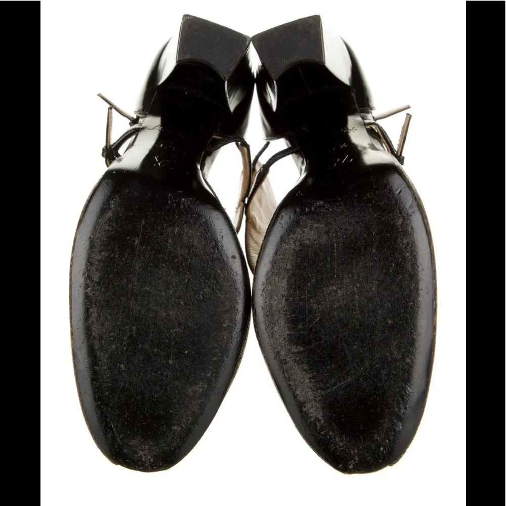 🎉🎉HOST PICK ♥️🎉❤️❤️ Louis Vuitton Leather D'Orsay Pumps
Black❤️❤️ - Picture 5 of 5